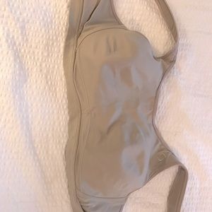 Extra support sports bra